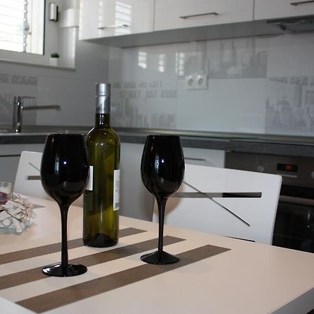Apartment Anchi มาคาร์สกา ภายนอก รูปภาพ